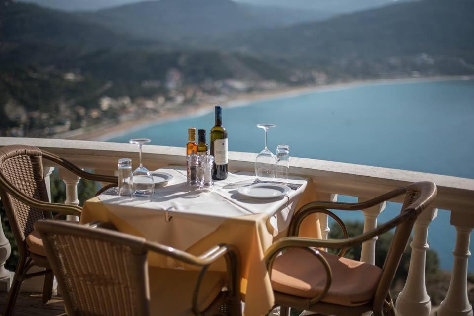 Porto Timoni Bed & Breakfast Afión Dış mekan fotoğraf